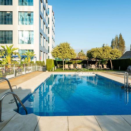 Hilton Garden Inn Sevilla Экстерьер фото