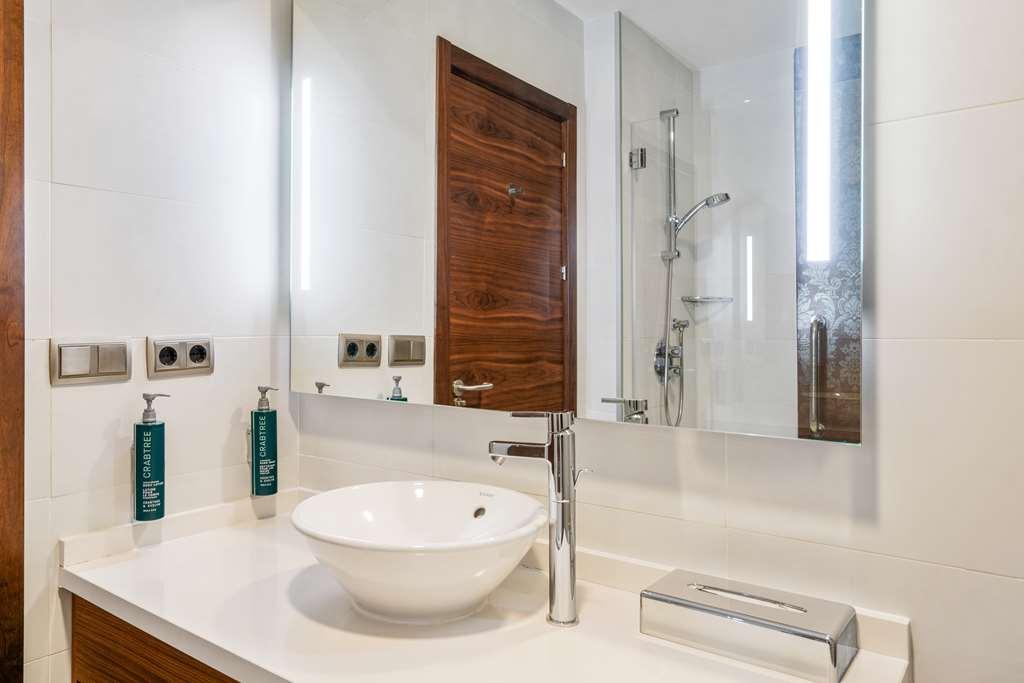 Hilton Garden Inn Sevilla Номер фото